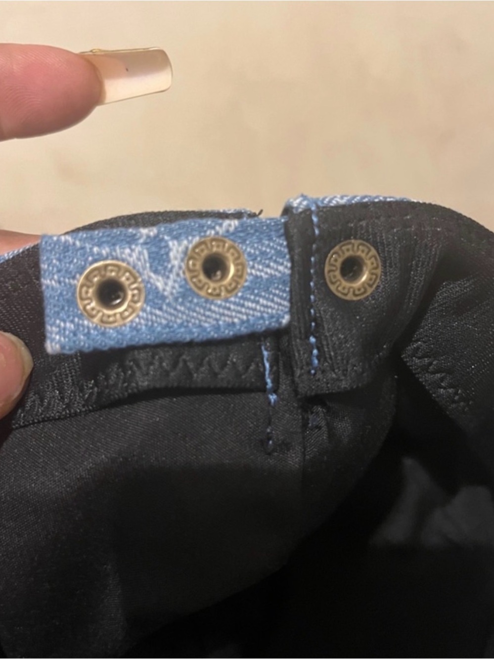Louis Vuitton Blue Monogram Denim Newsboy Cap - Picture 5 of 6